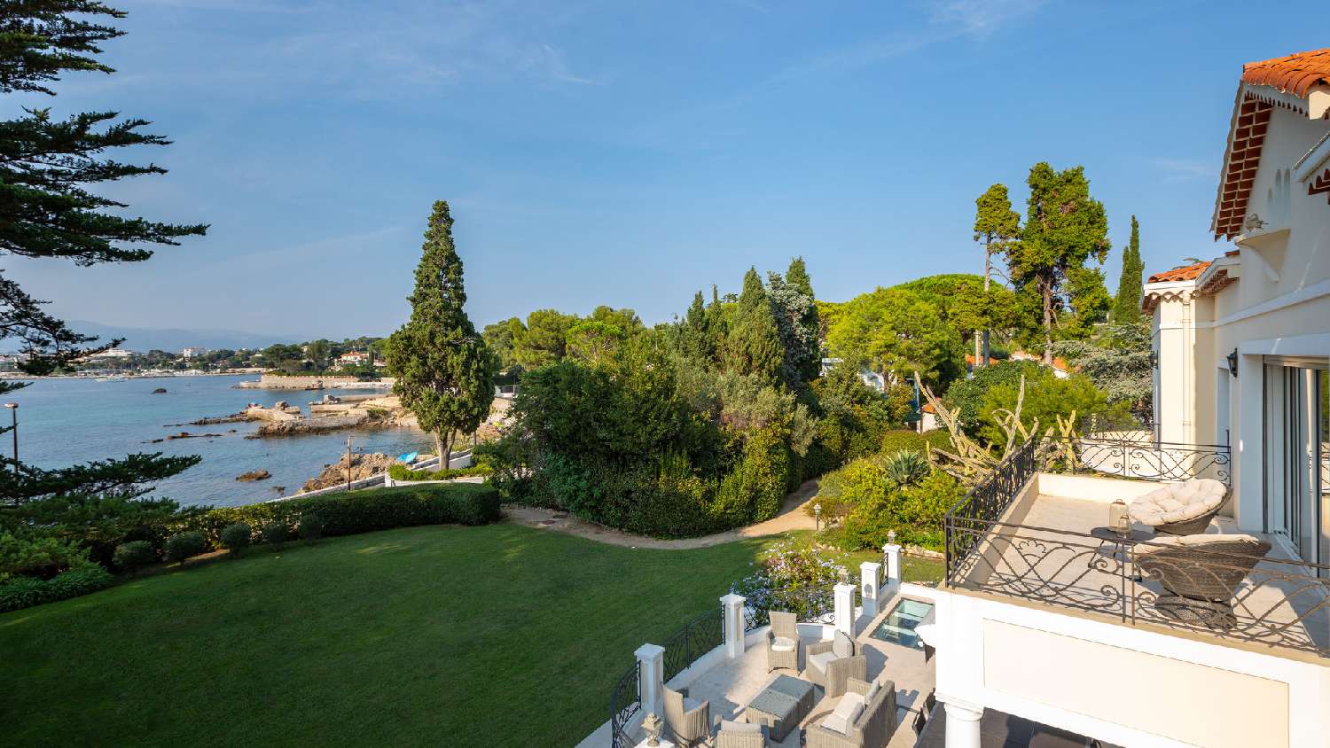  te koop villa Juan-les-Pins Alpes-Maritimes 5