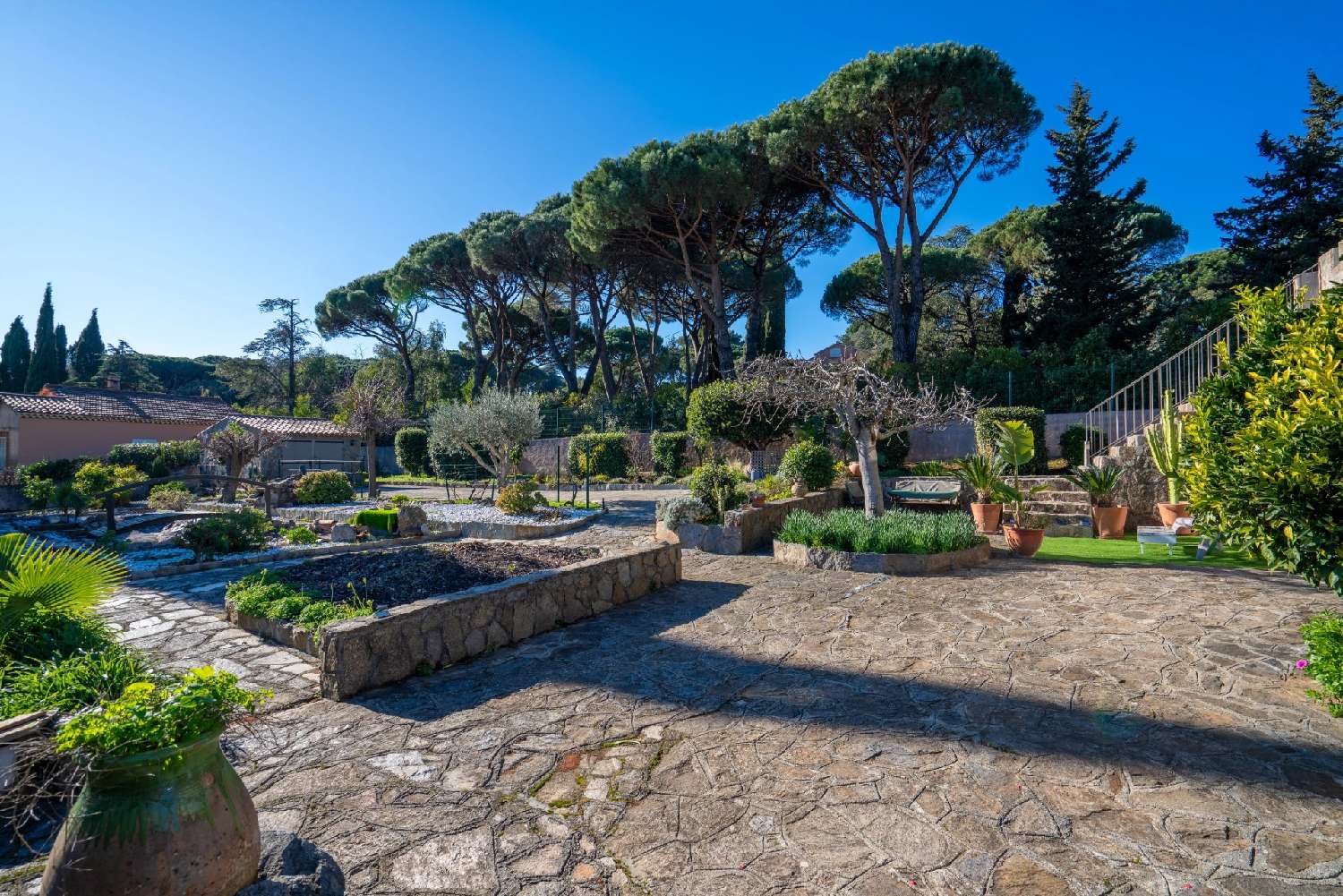 for sale villa La Croix-Valmer Var 4