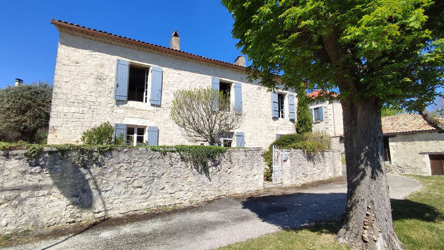  te koop villa Lacour Tarn-et-Garonne 1
