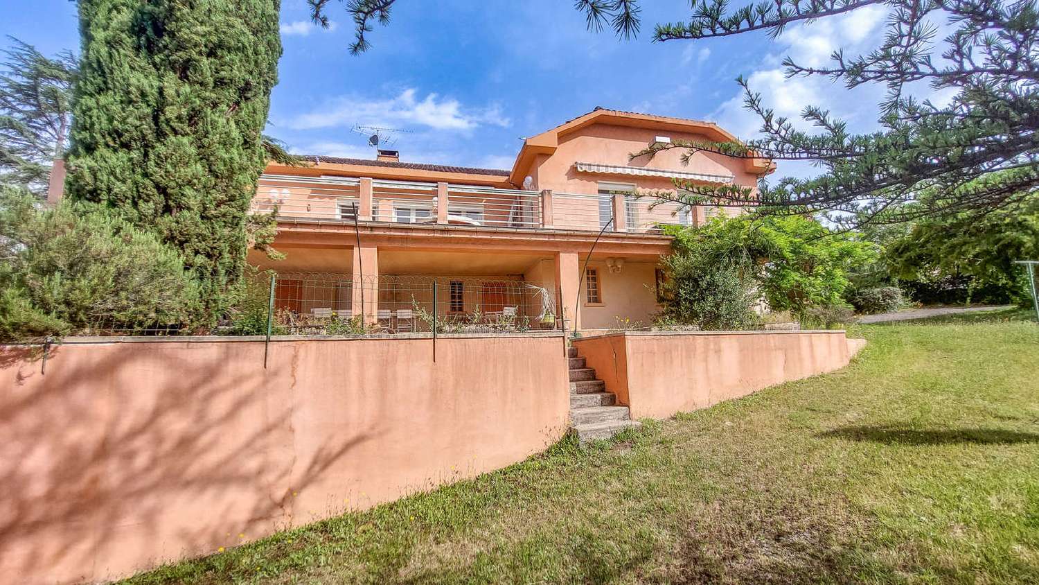  en venta villa Le Montat Lot 2