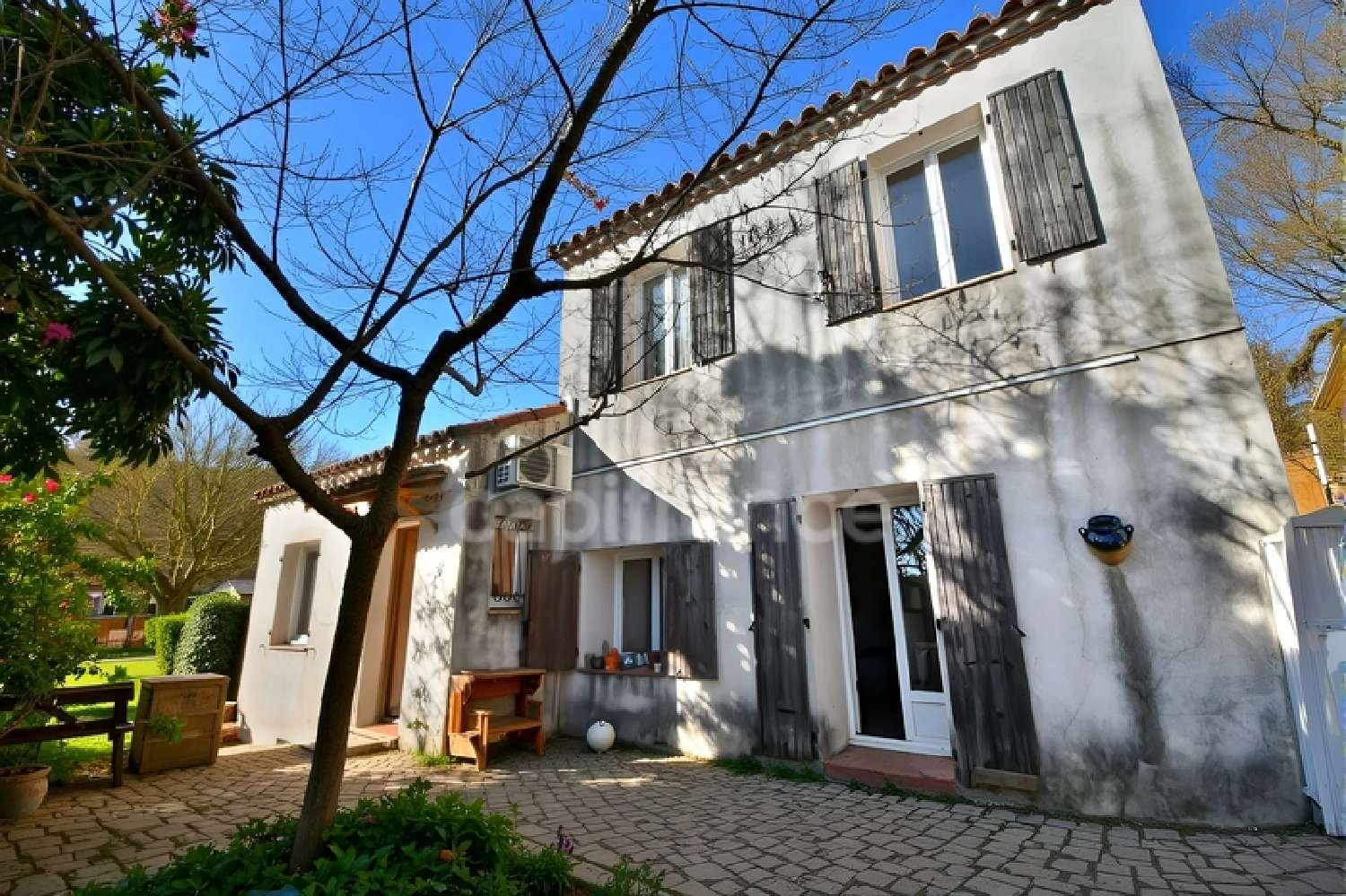  for sale villa Nîmes Gard 1