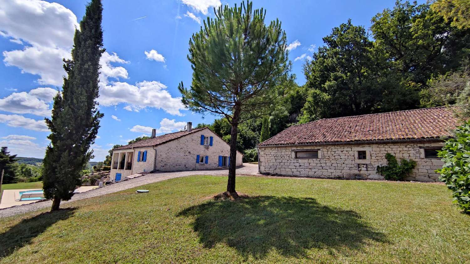  for sale villa Pern Lot 5