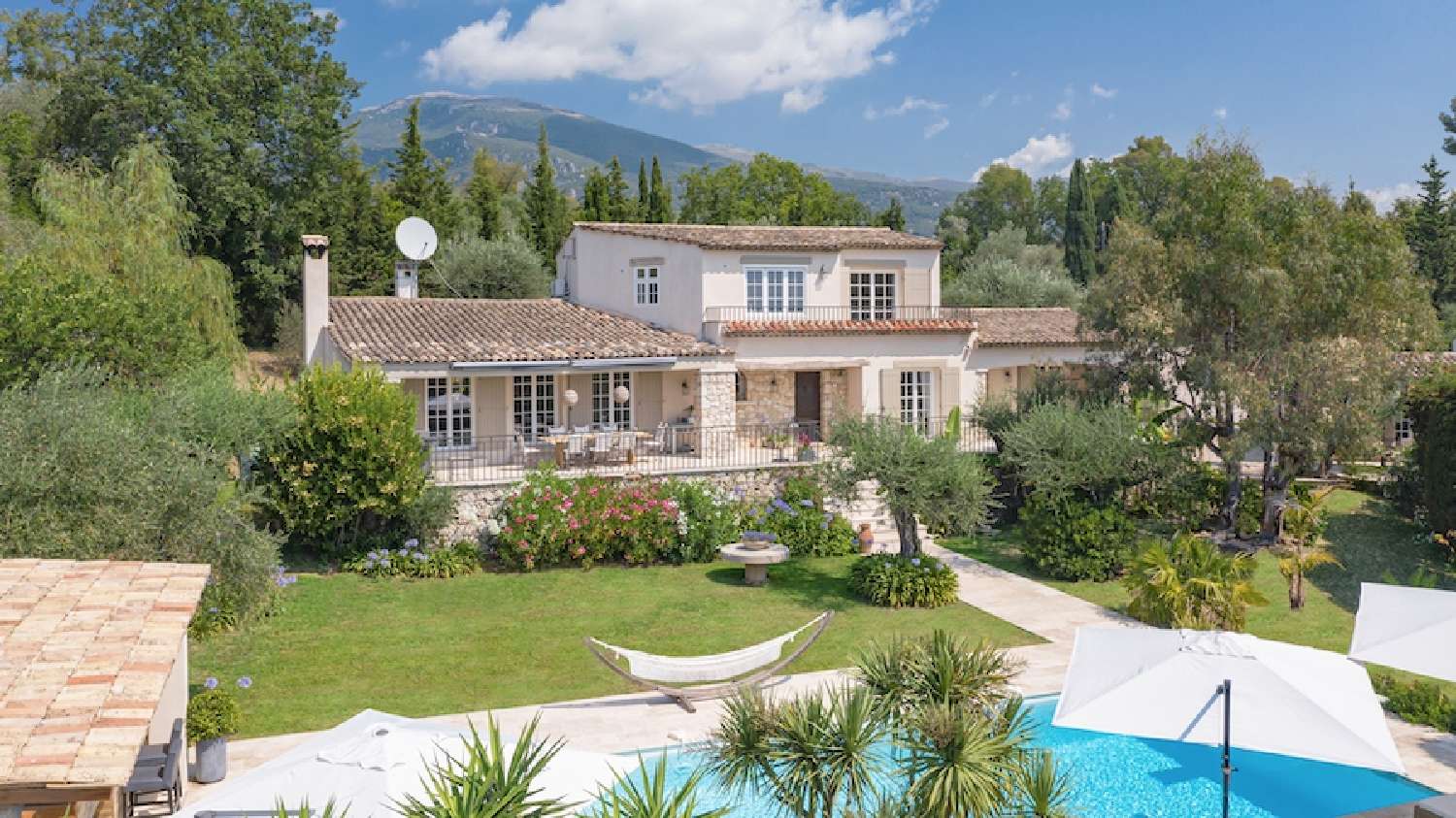  for sale villa Roquefort-les-pins Alpes-Maritimes 1