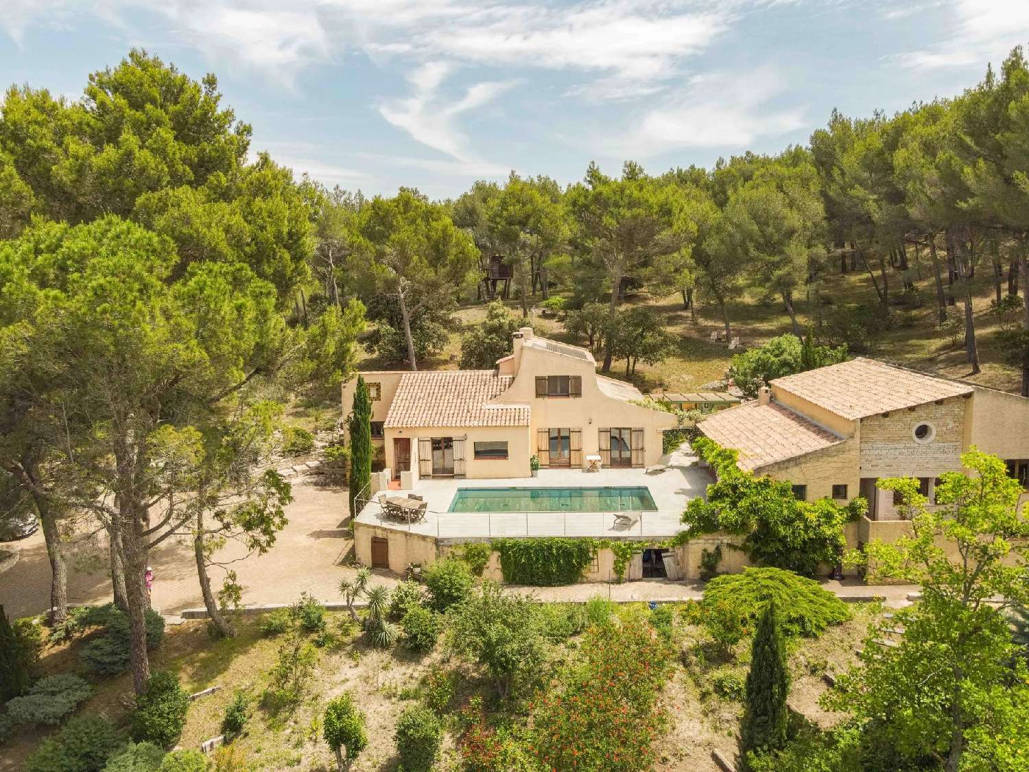 à vendre villa Simiane-Collongue Bouches-du-Rhône 1