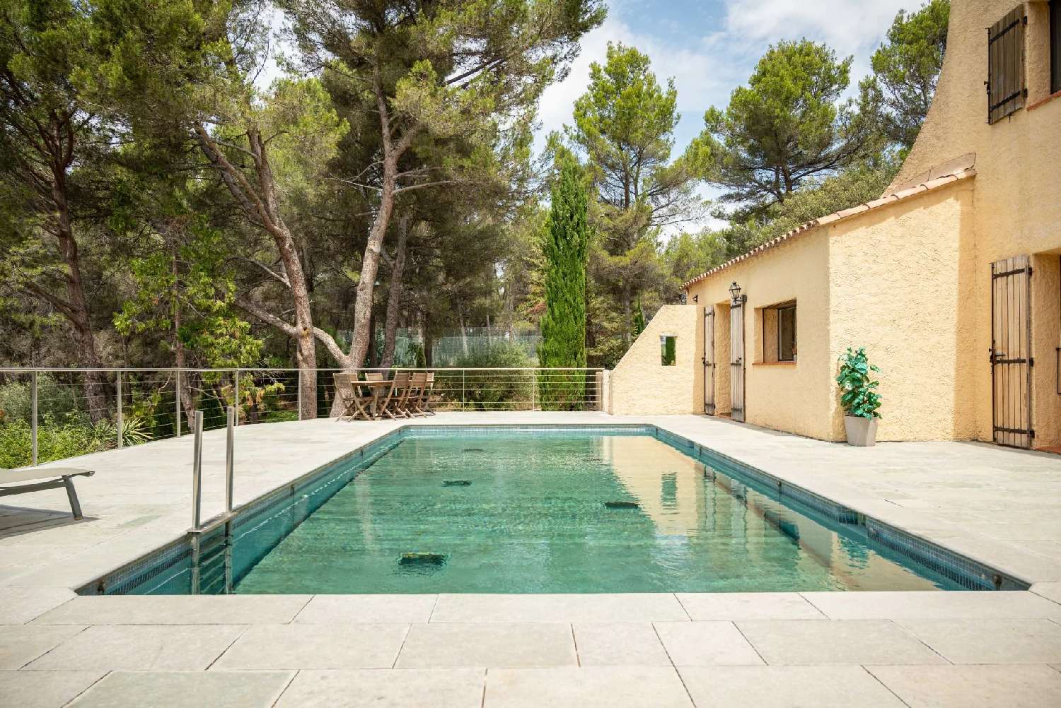 à vendre villa Simiane-Collongue Bouches-du-Rhône 3