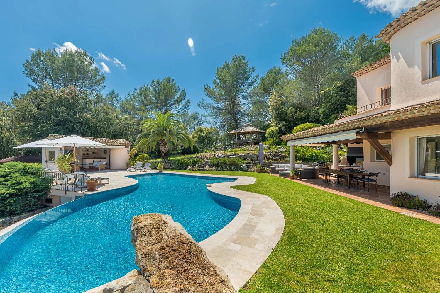  te koop villa Valbonne Alpes-Maritimes 4