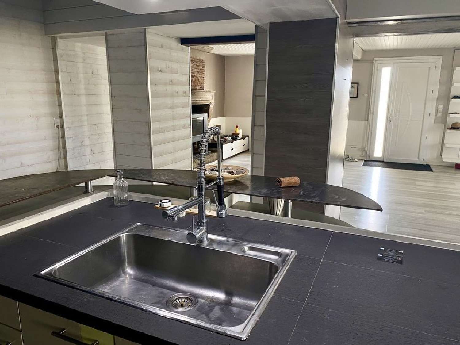  for sale villa Villandraut Gironde 1