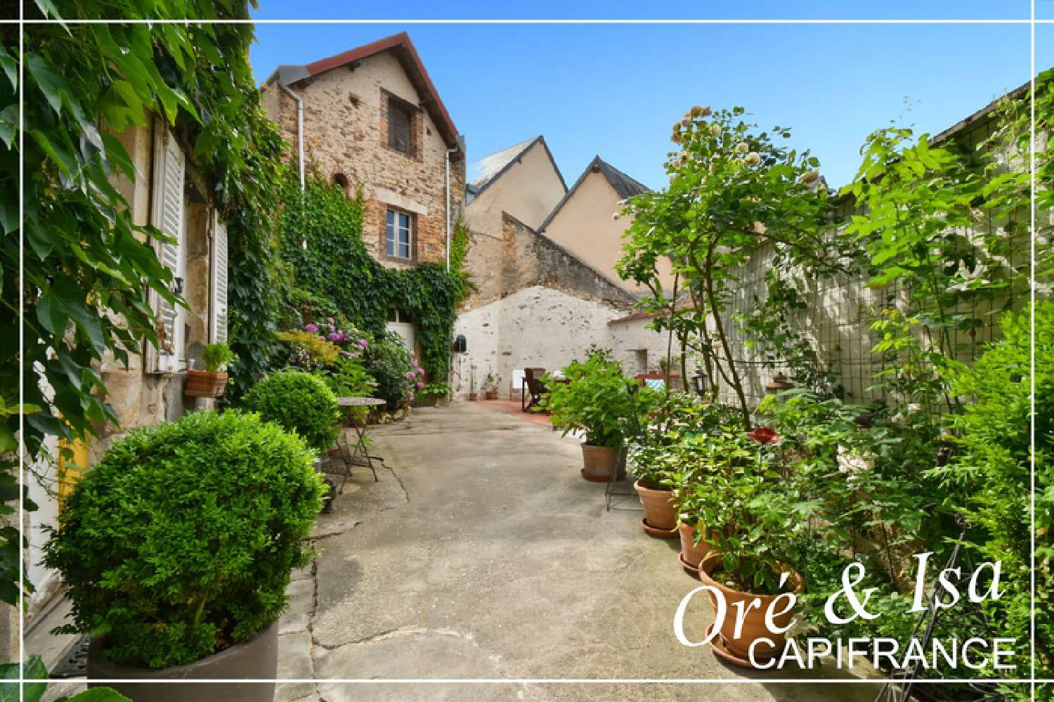  te koop dorpshuis Culan Cher 1