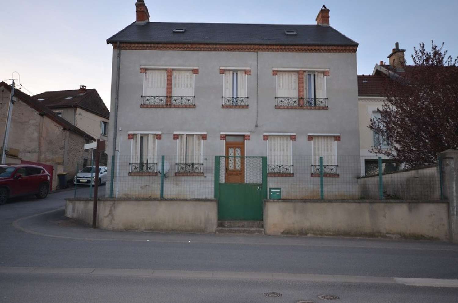 for sale village house Dormans Marne 1