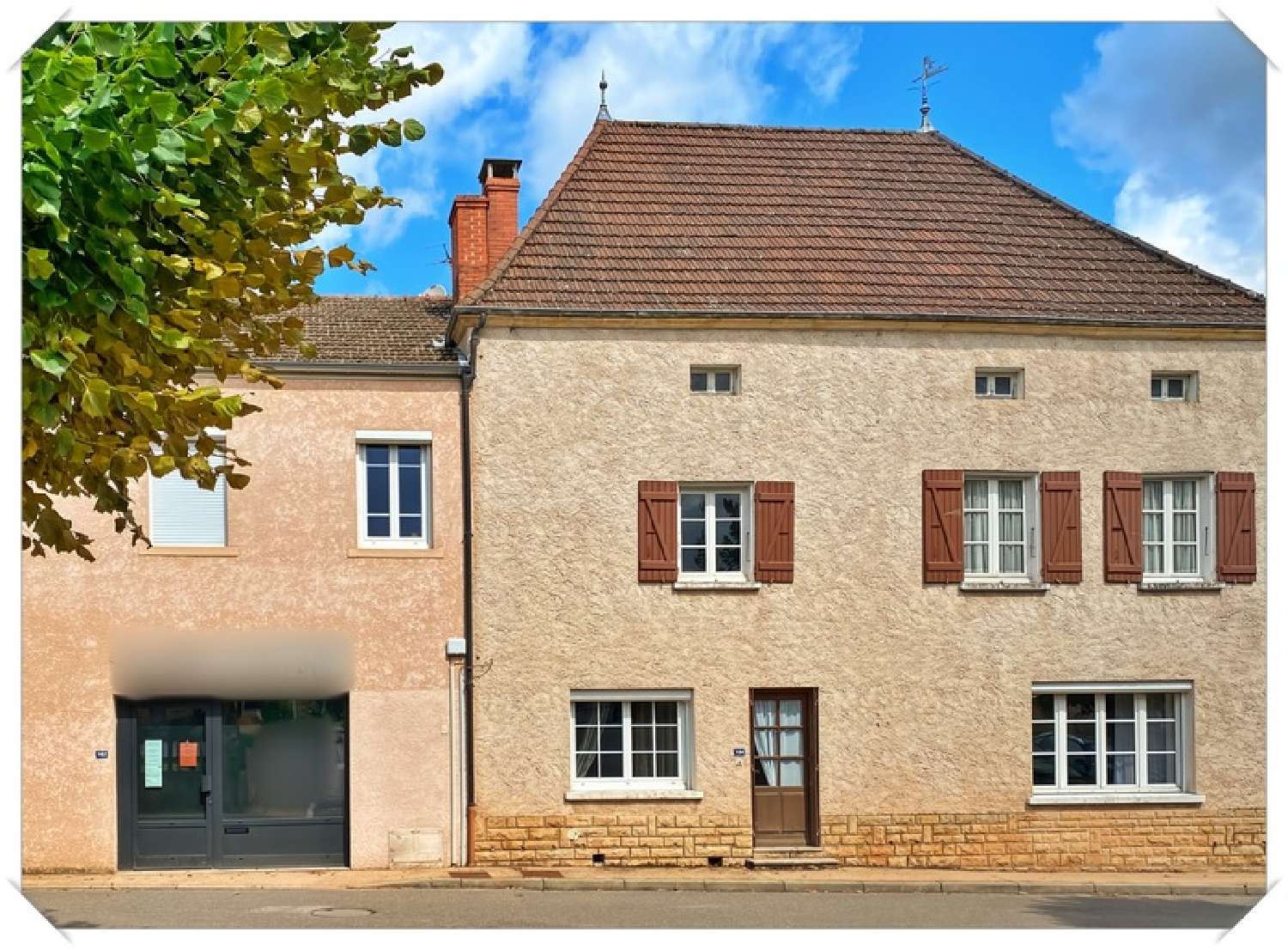  for sale village house Gibles Saône-et-Loire 1