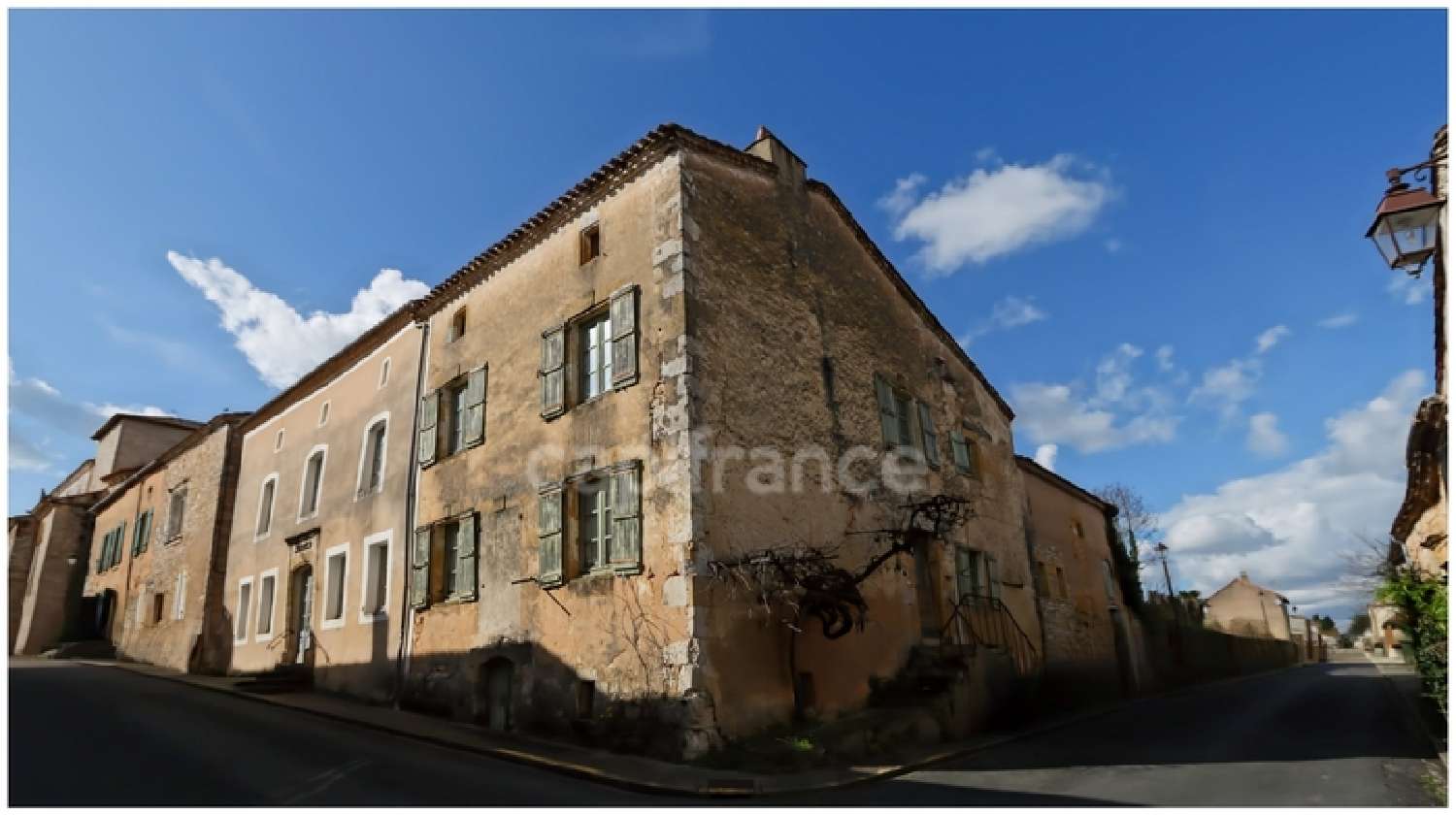  te koop dorpshuis Monpazier Dordogne 1