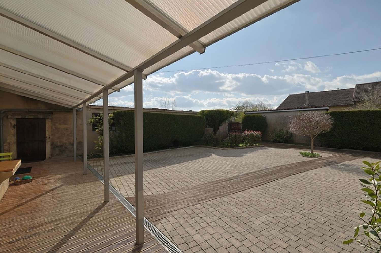  te koop dorpshuis Saint-Hymetière Jura 4