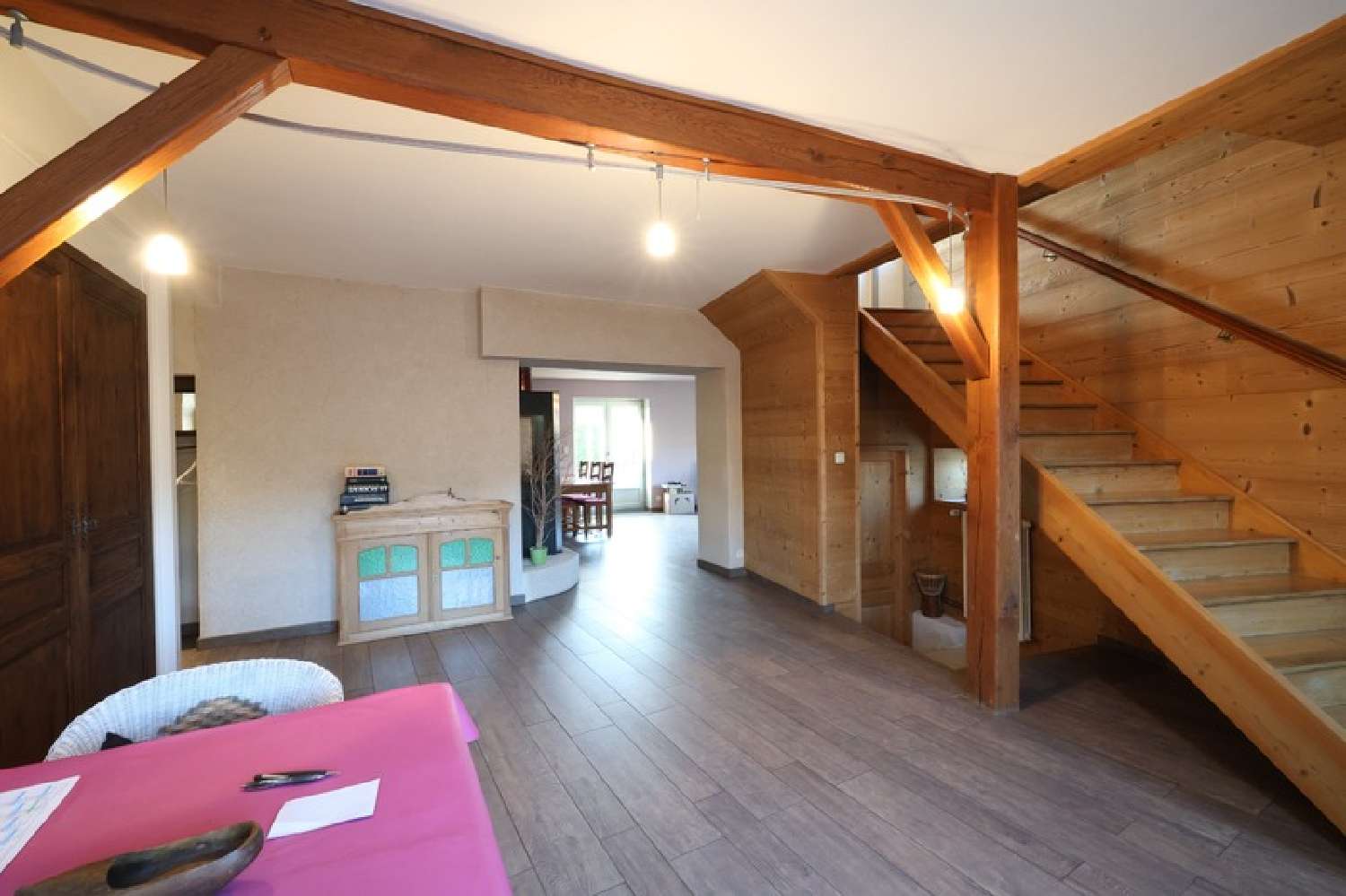  te koop dorpshuis Saint-Hymetière Jura 6