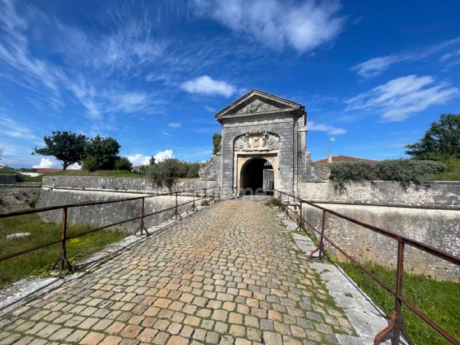  for sale village house Saint-Martin-de-Ré Charente-Maritime 2