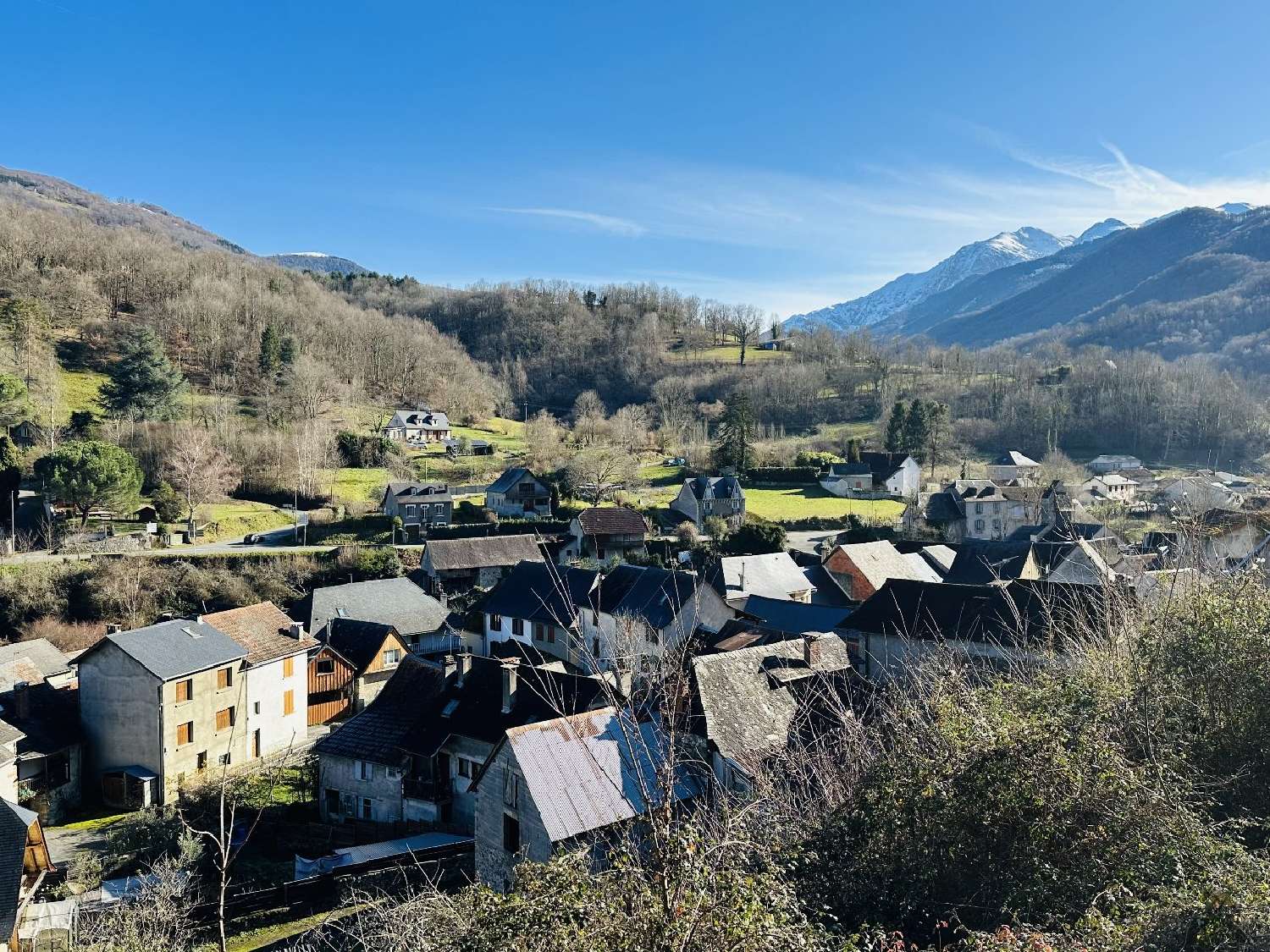  à vendre maison de village Uchentein Ariège 2