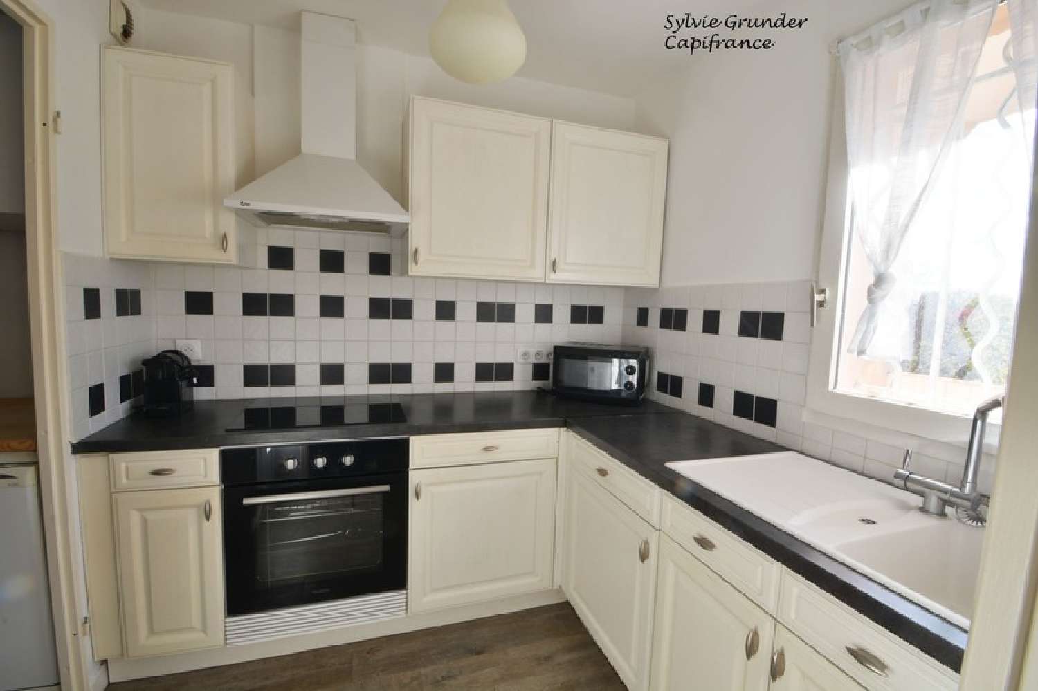  à vendre appartement Aix-en-Provence 13090 Bouches-du-Rhône 3