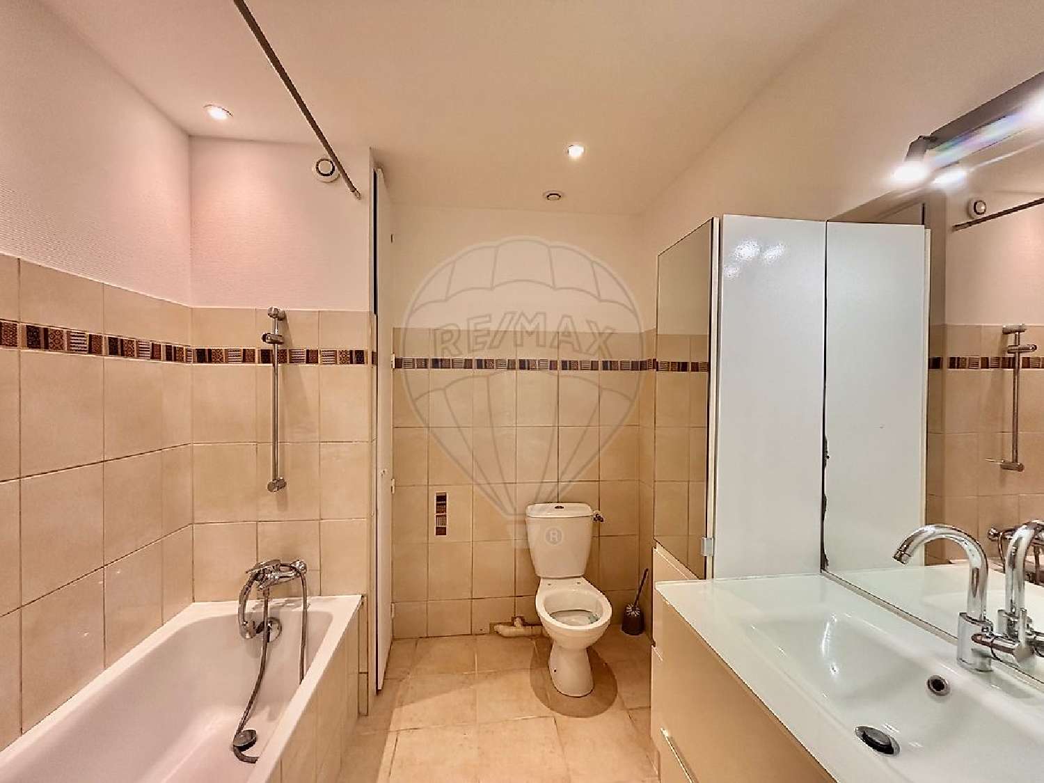  te koop appartement Anse Rhône 5