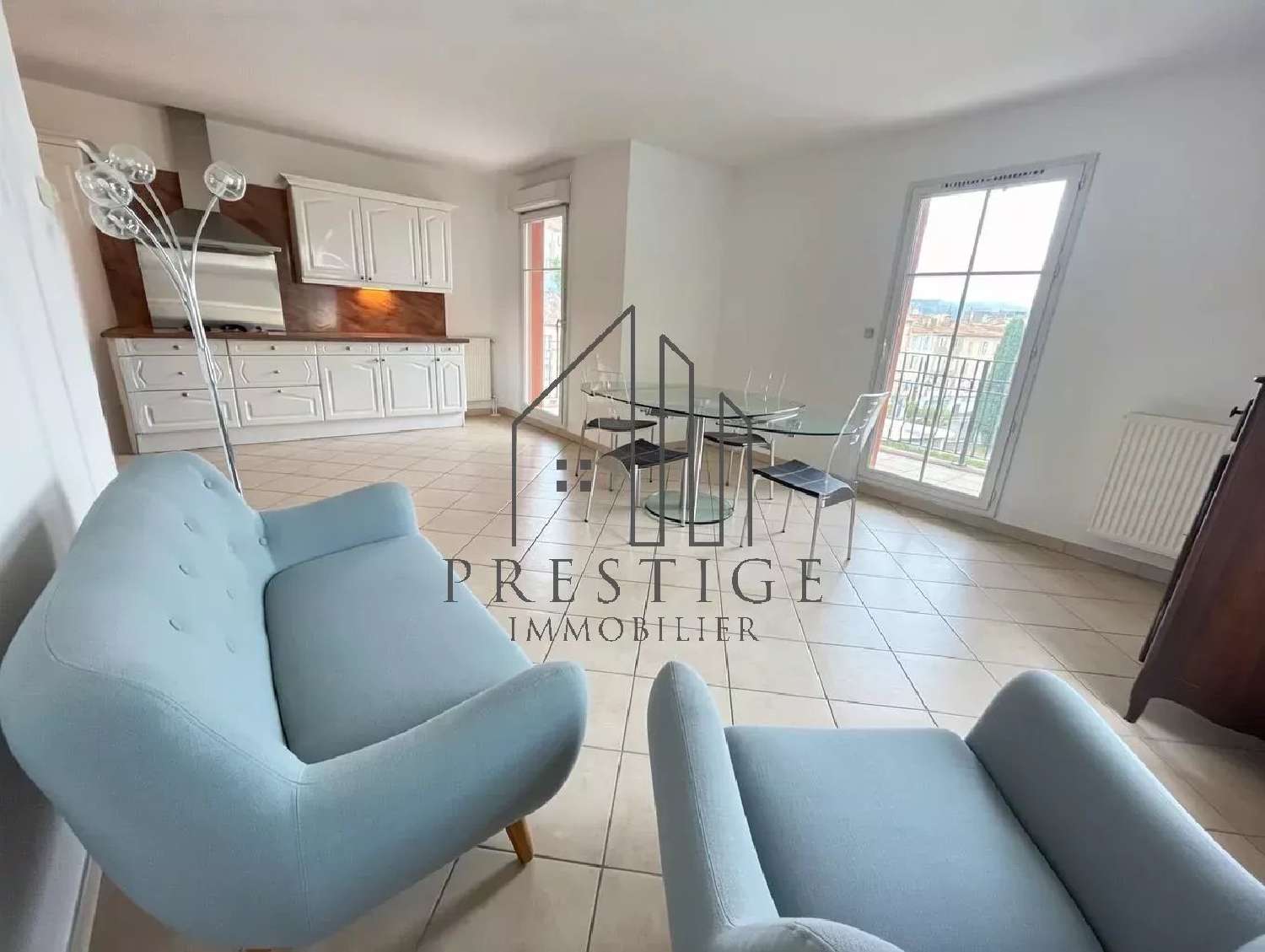  à vendre appartement Aubagne Bouches-du-Rhône 2