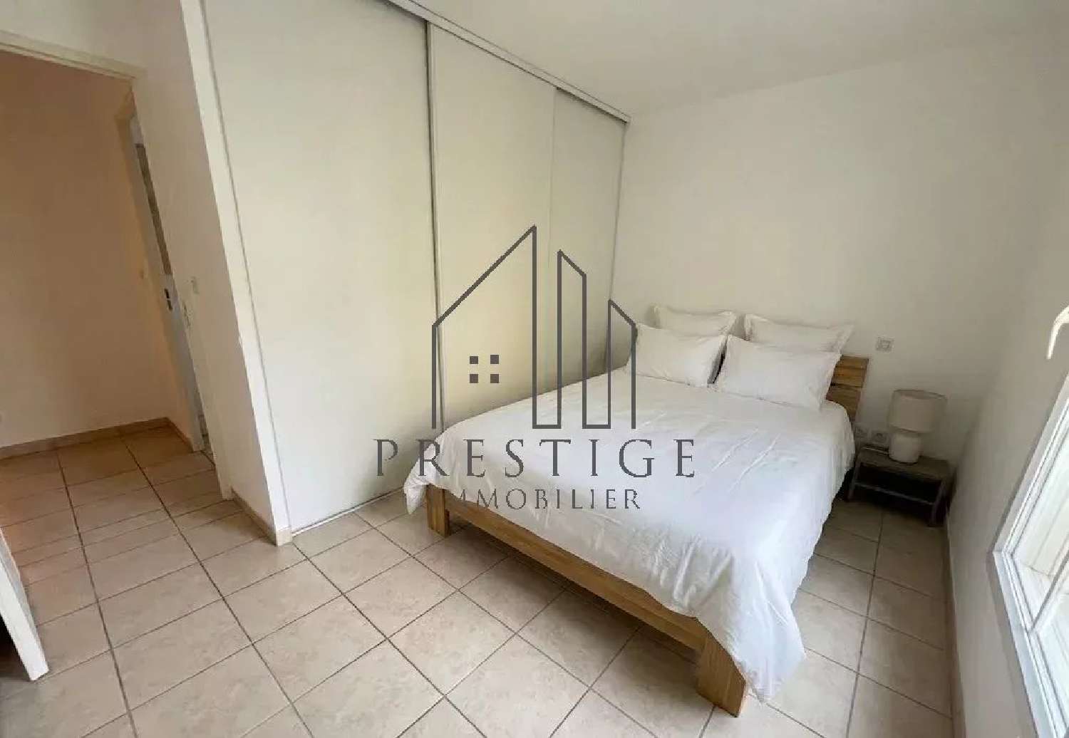  à vendre appartement Aubagne Bouches-du-Rhône 5