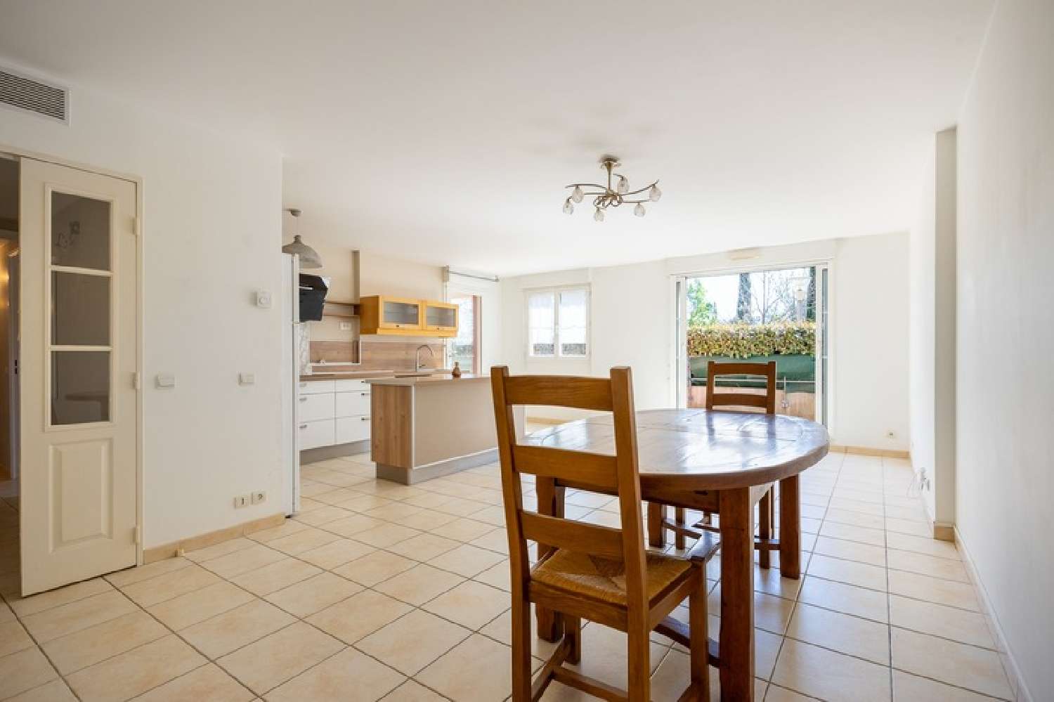 te koop appartement Aubagne Bouches-du-Rhône 2