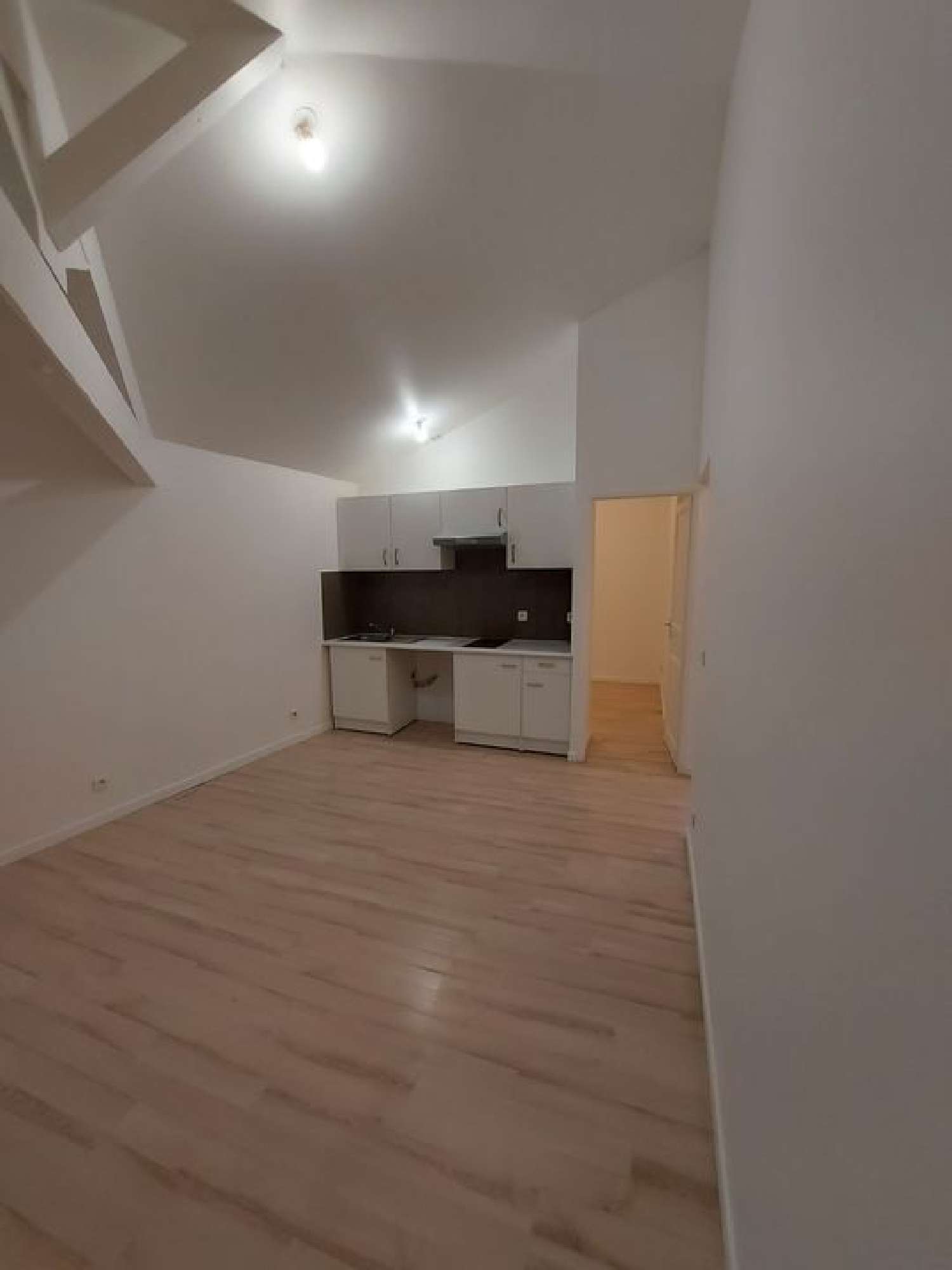  à vendre appartement Aubagne Bouches-du-Rhône 1