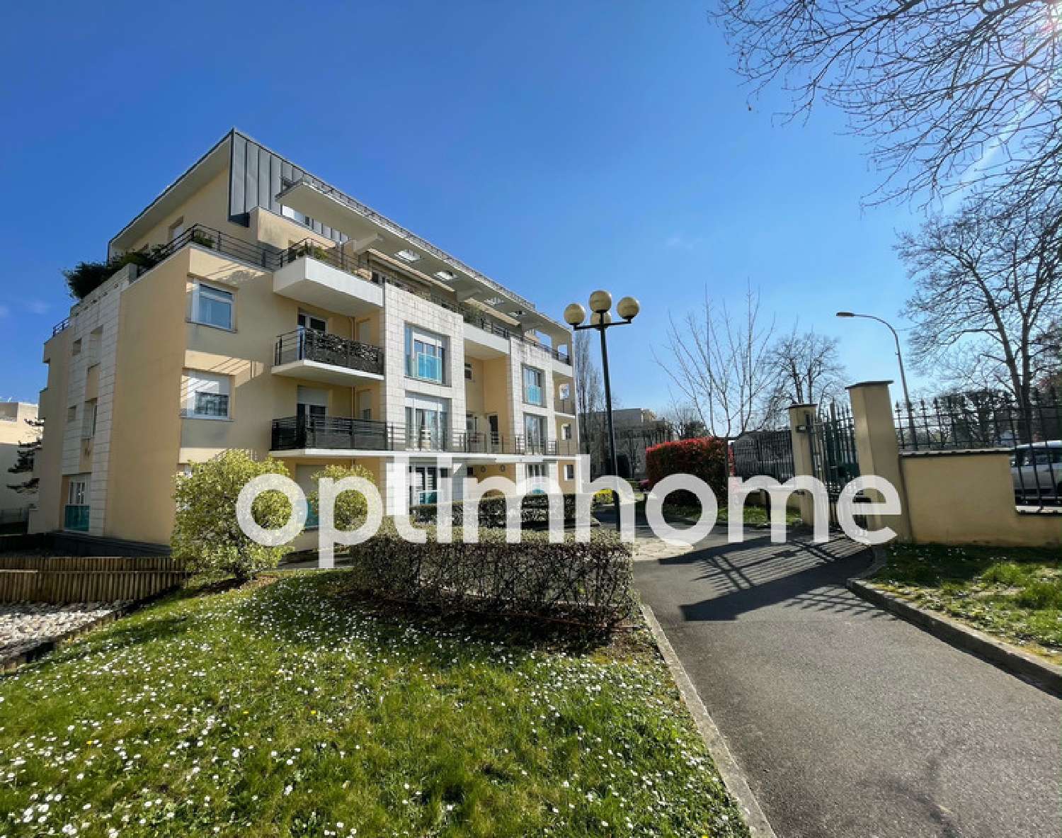  te koop appartement Avon Seine-et-Marne 1