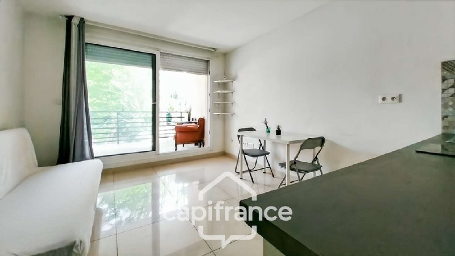  à vendre appartement Bagnolet Seine-Saint-Denis 2