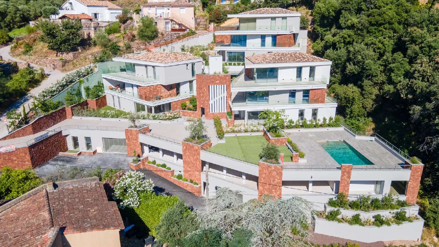  te koop appartement Bagnols-en-Forêt Var 8