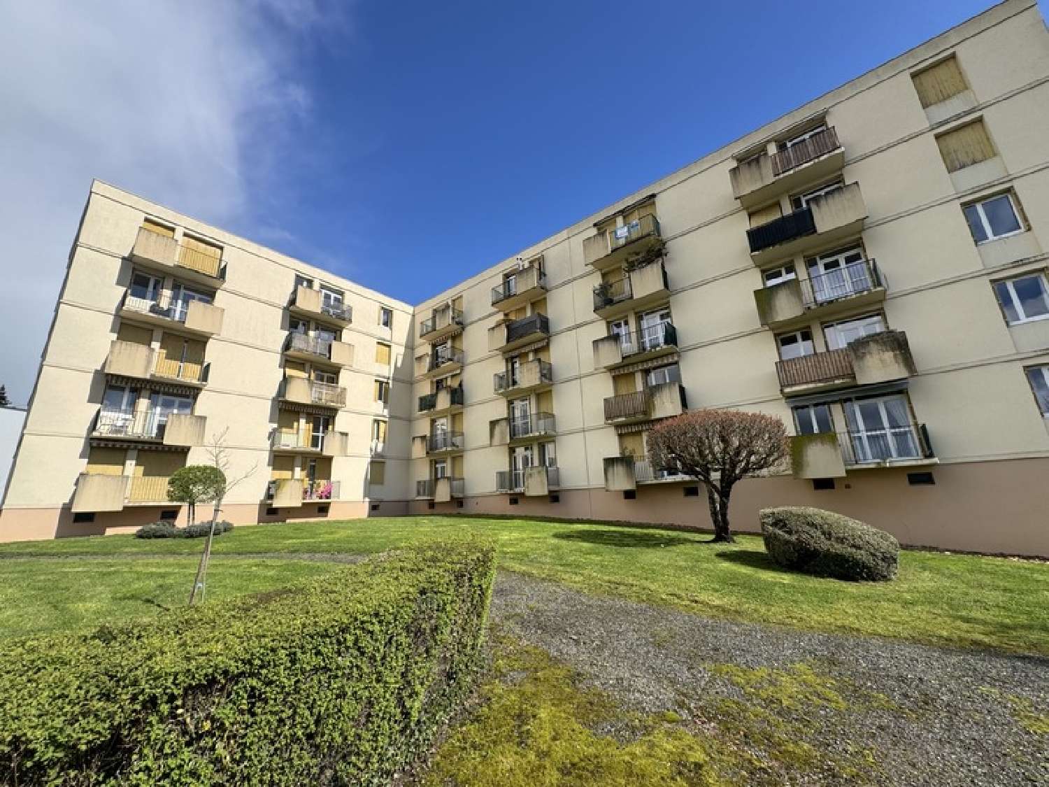 à vendre appartement Bourbon-Lancy Saône-et-Loire 1