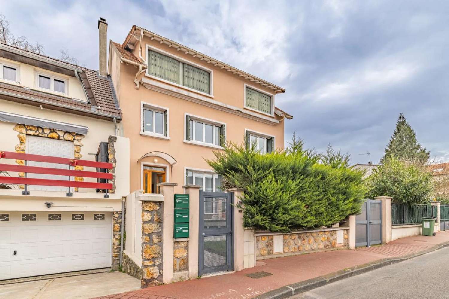  te koop appartement Clamart Hauts-de-Seine 1