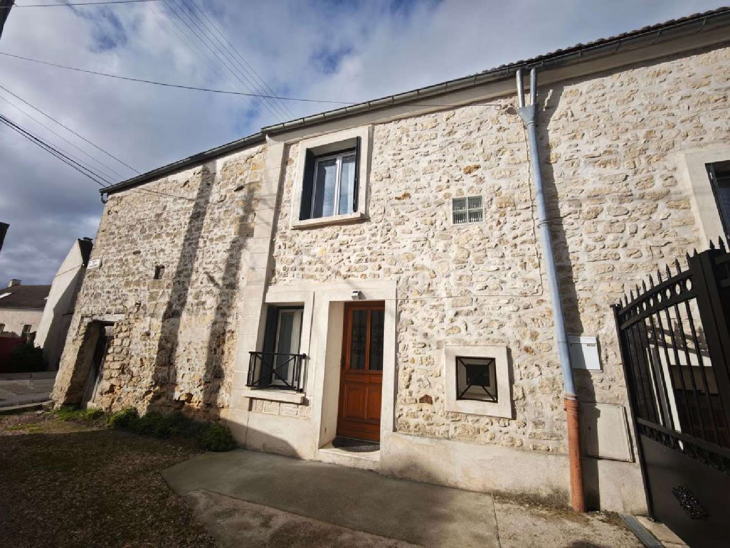  for sale apartment Juziers Yvelines 1