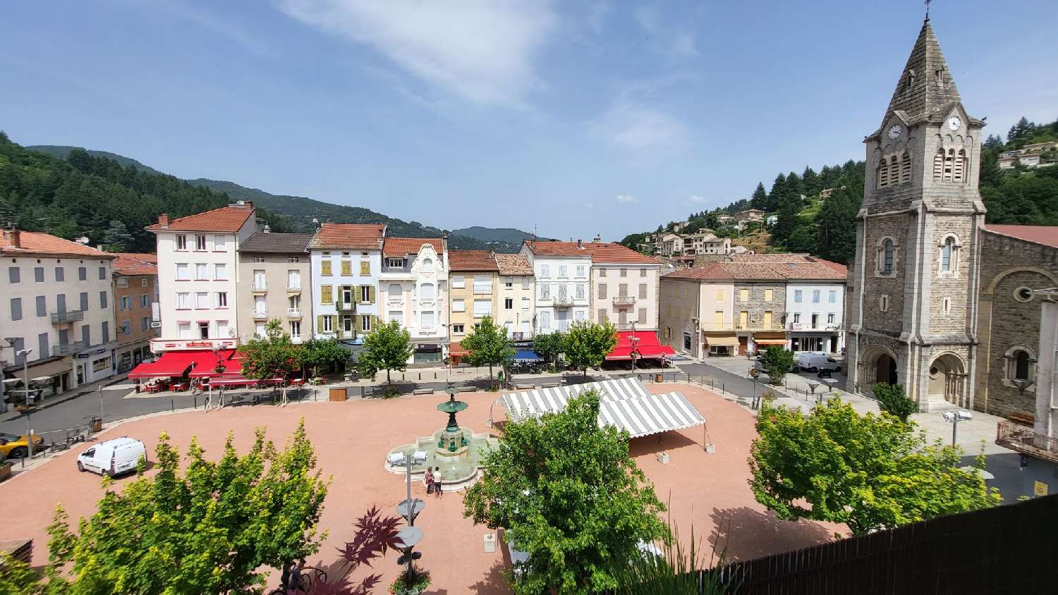 te koop appartement Le Cheylard Ardèche 1
