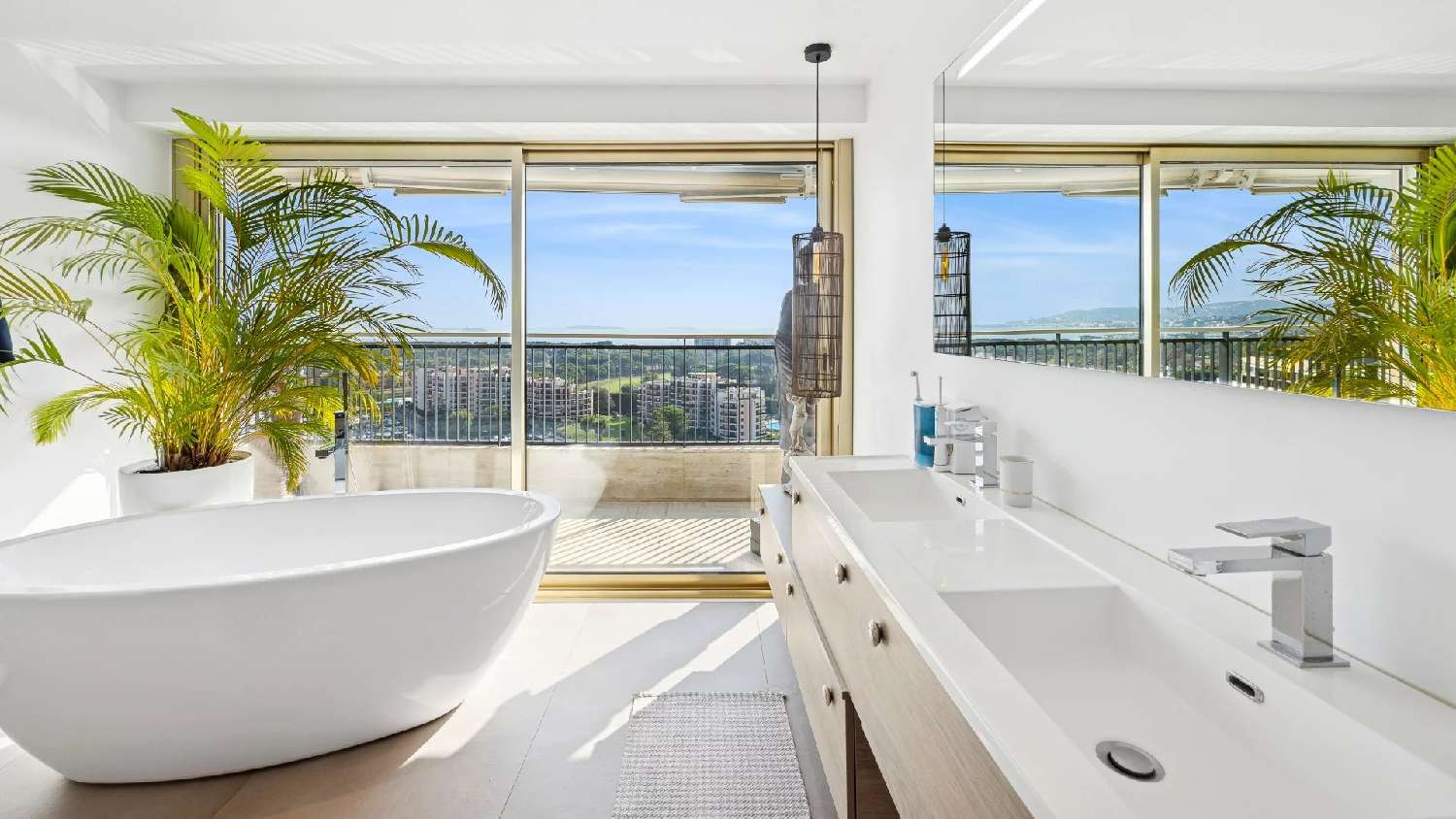  à vendre appartement Mandelieu-la-Napoule Alpes-Maritimes 8