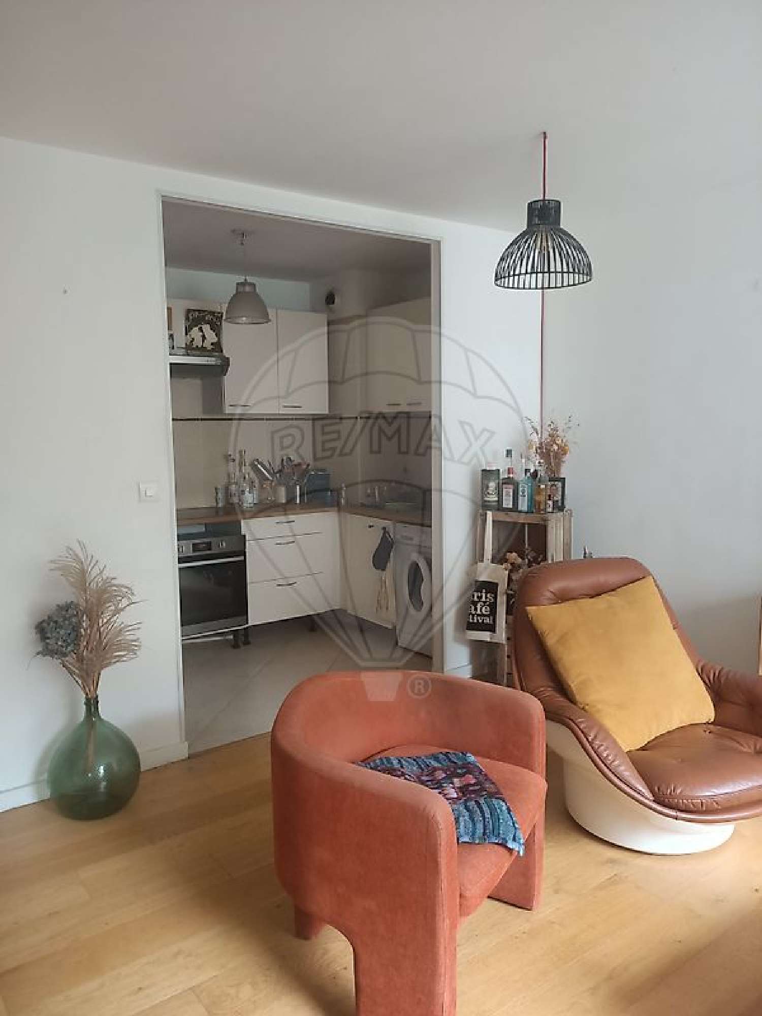  te koop appartement Paris 10e Arrondissement Parijs (Seine) 2