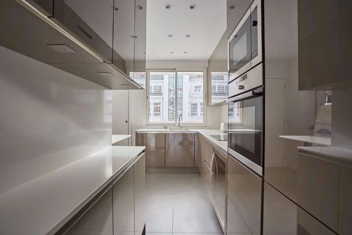  te koop appartement Paris 17e Arrondissement Parijs (Seine) 5