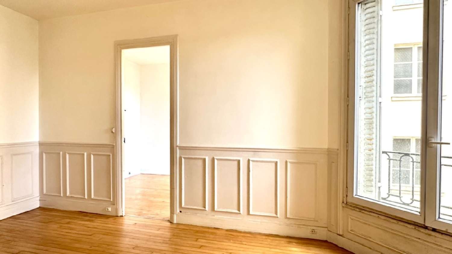 for sale apartment Paris 18e Arrondissement Paris (Seine) 4