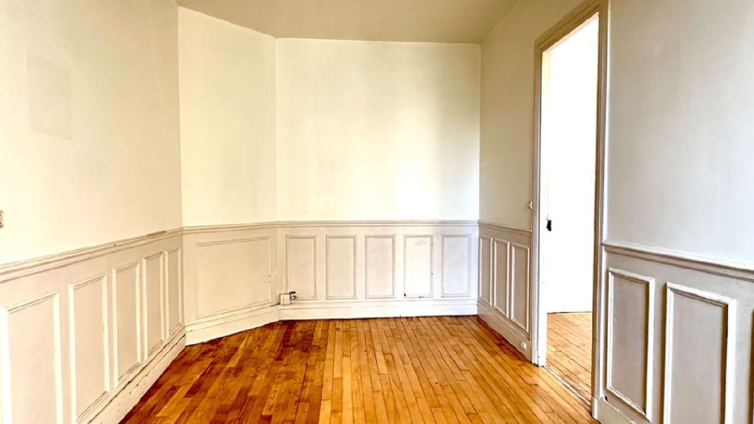 for sale apartment Paris 18e Arrondissement Paris (Seine) 8