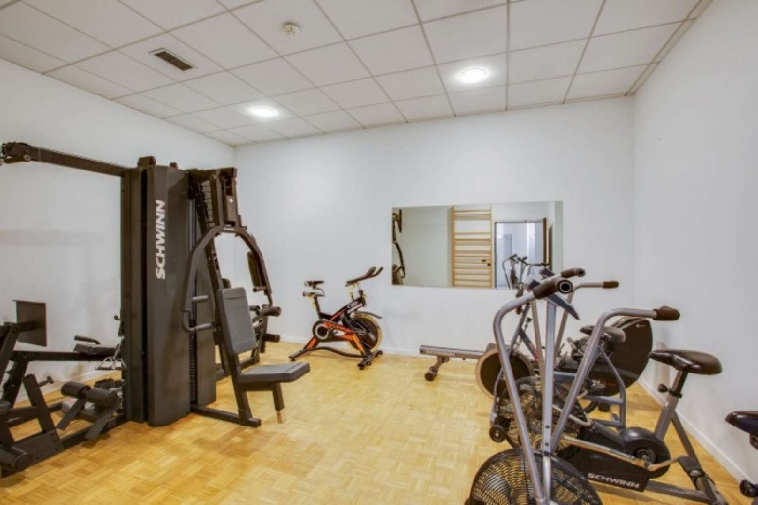  kaufen Wohnung/ Apartment Paris 18e Arrondissement Paris (Seine) 4