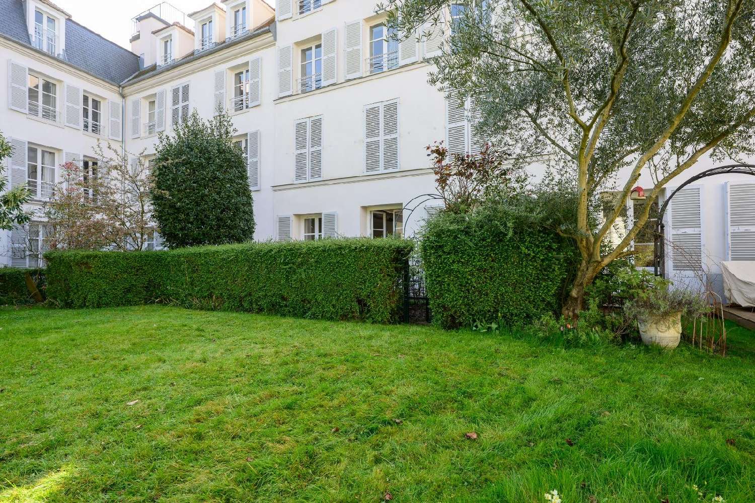  te koop appartement Paris 18e Arrondissement Parijs (Seine) 2