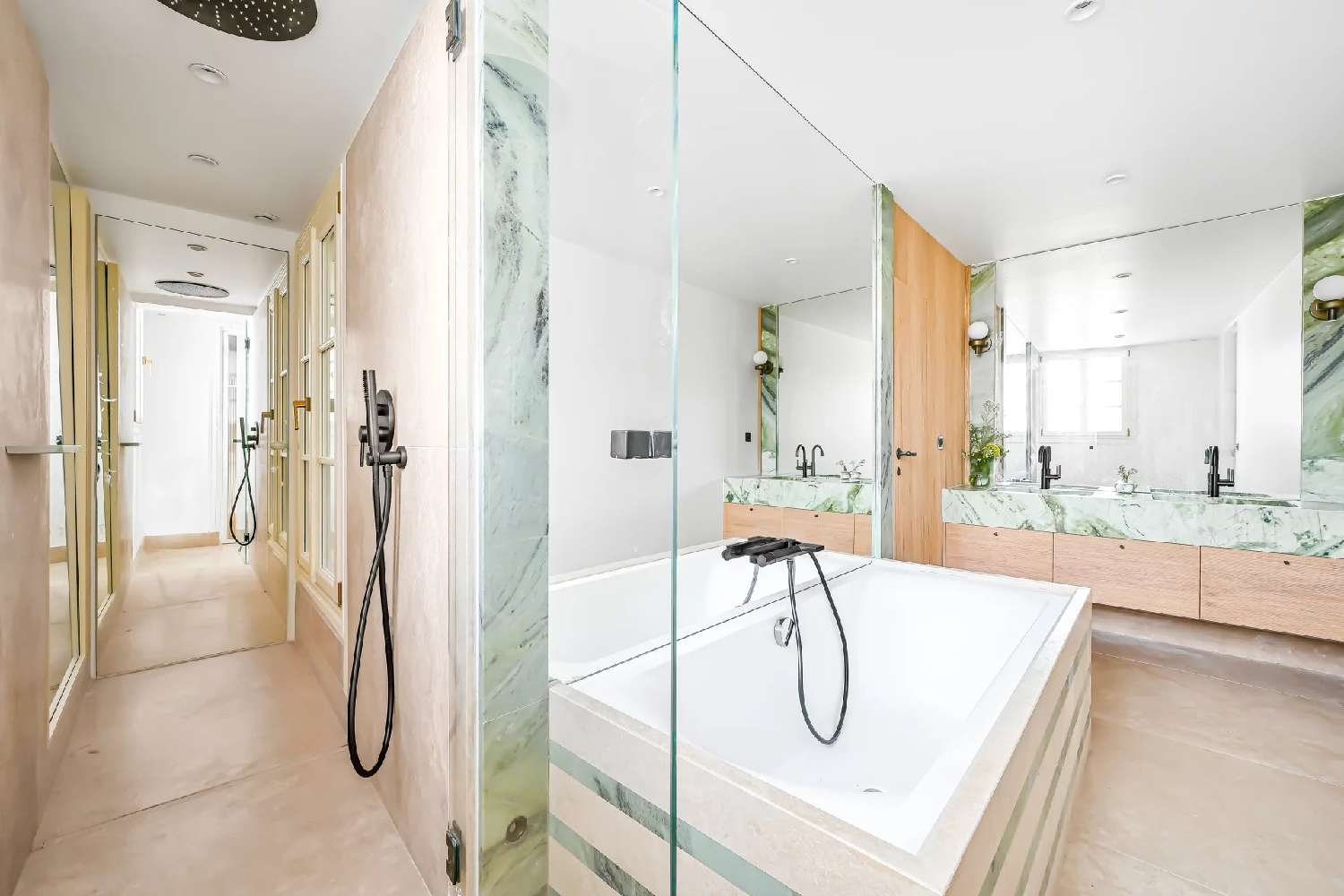  te koop appartement Paris 6e Arrondissement Parijs (Seine) 7