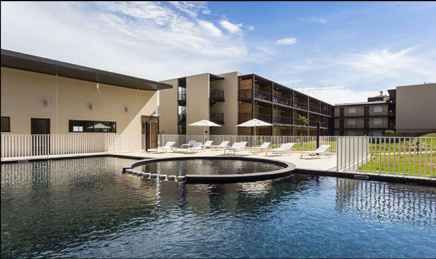  te koop appartement Remoulins Gard 1