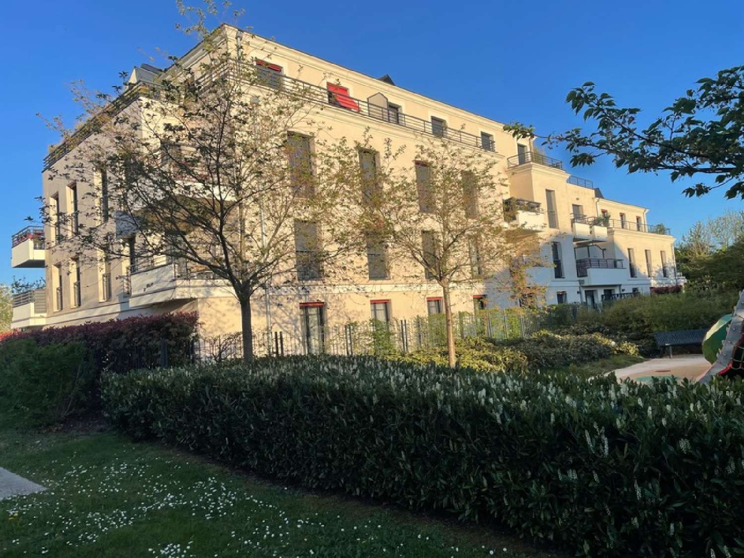  à vendre appartement Saint-Cyr-sur-Loire Indre-et-Loire 2