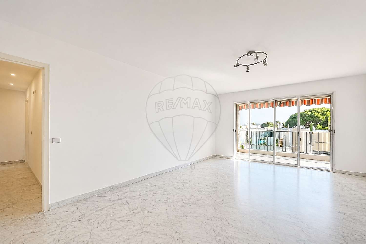  for sale apartment Saint-Laurent-du-Var Alpes-Maritimes 2