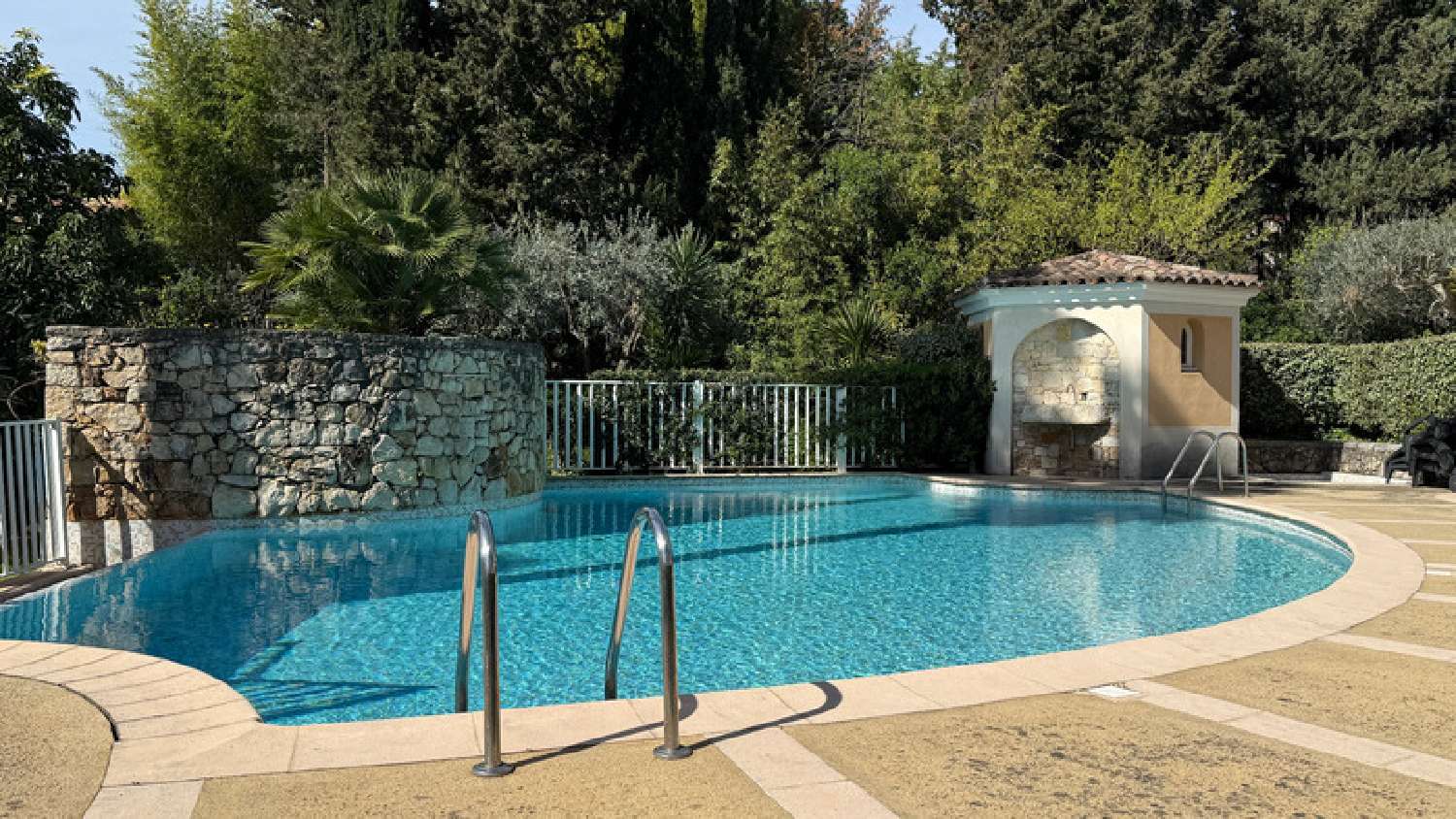  te koop appartement Saint-Raphaël Var 6