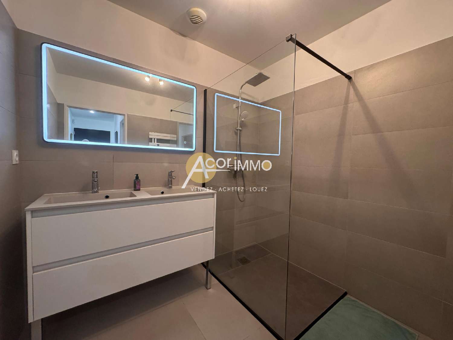 for sale apartment Sanary-sur-Mer Var 4