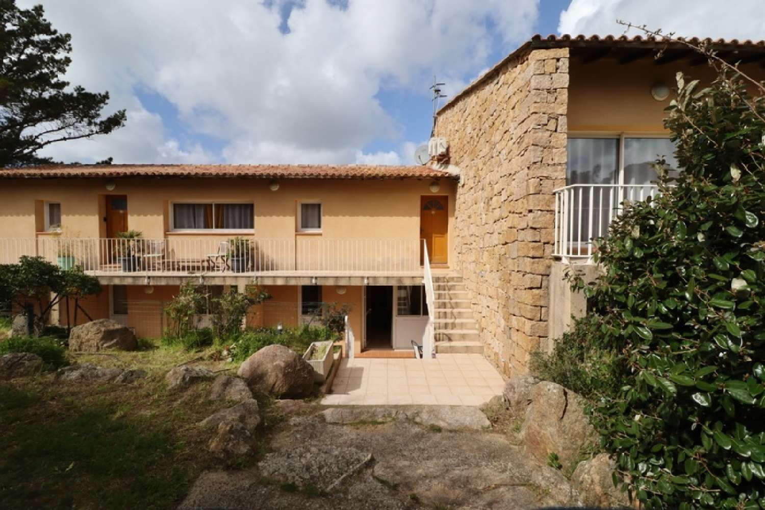  te koop appartement Serra-di-Ferro Corse-du-Sud 1
