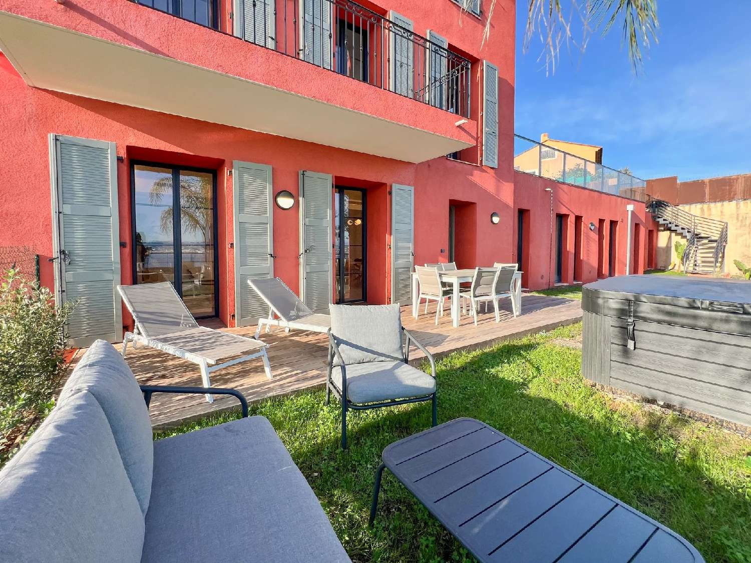  te koop appartement Théoule-sur-Mer Alpes-Maritimes 1