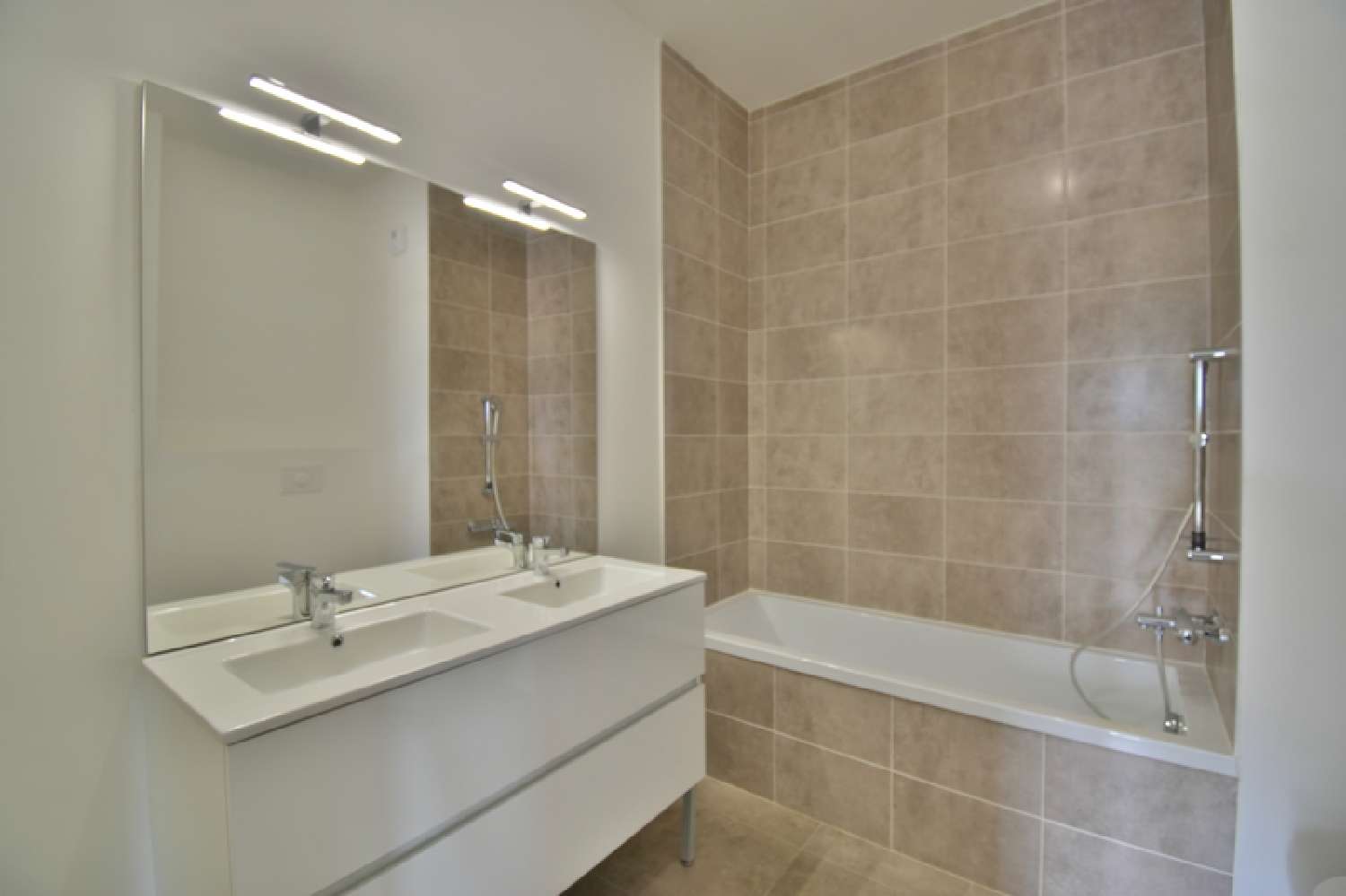  for sale apartment Trévoux Ain 3