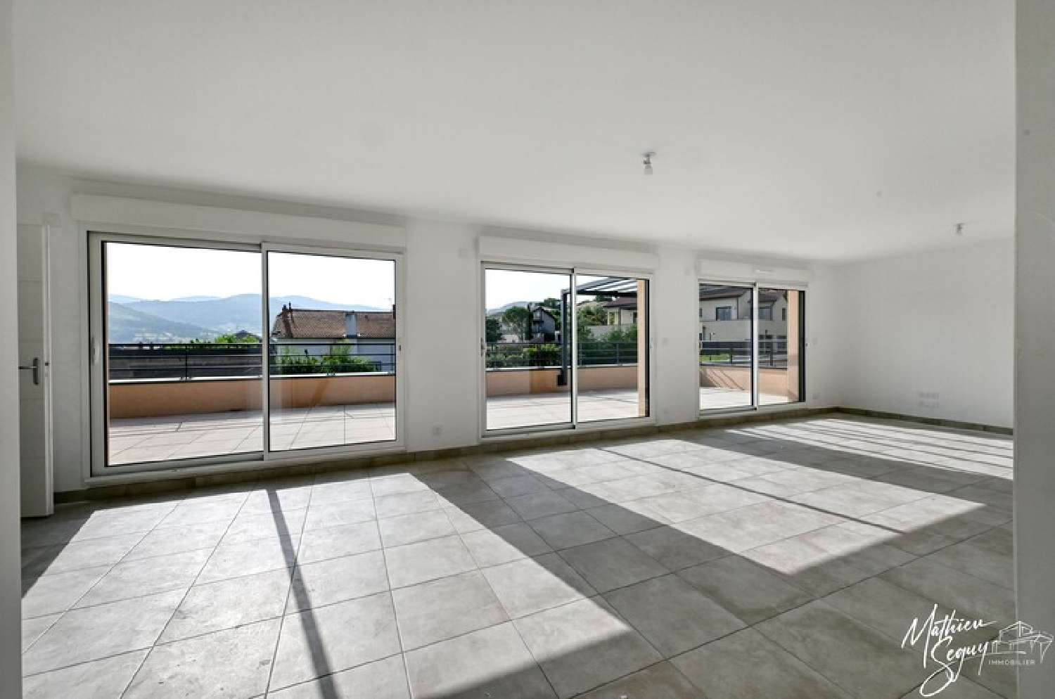  à vendre appartement Vaugneray Rhône 2