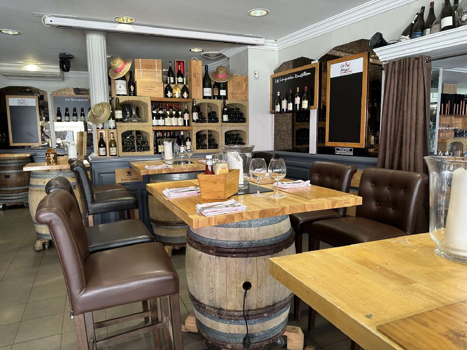 te koop bar-café Orange Vaucluse 1